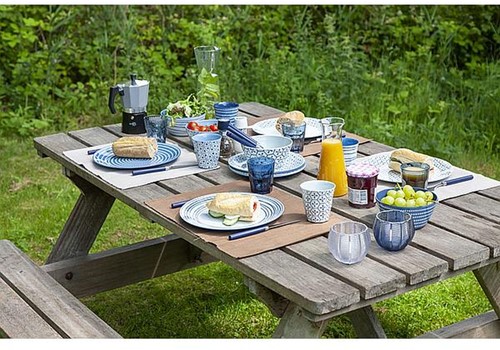 Bo-Camp Tableware - Mix & Match - 16 Pieces - Blue/White