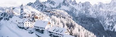 Wie pflege ich meine Skier und mein Snowboard am besten?